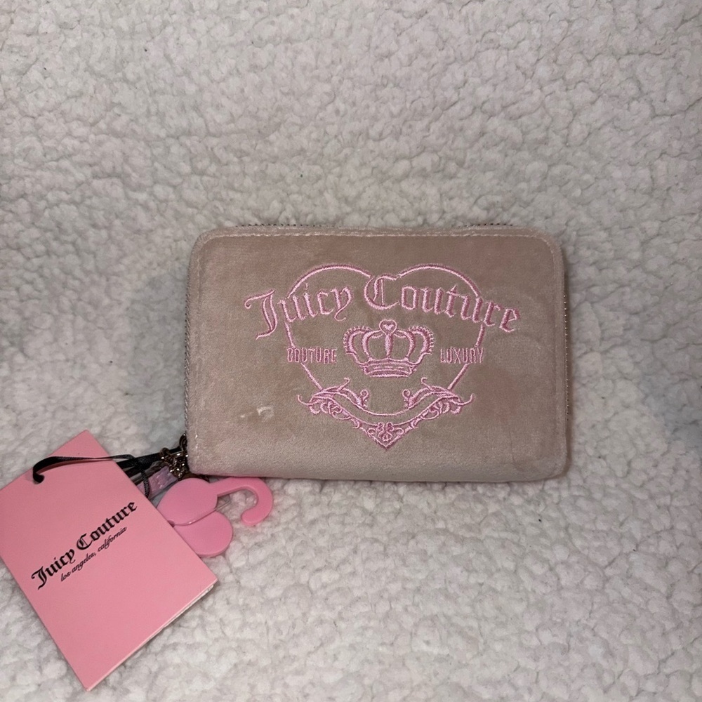 NWT Juicy Couture Girlie Royalty Double Medium Zip Around Wallet